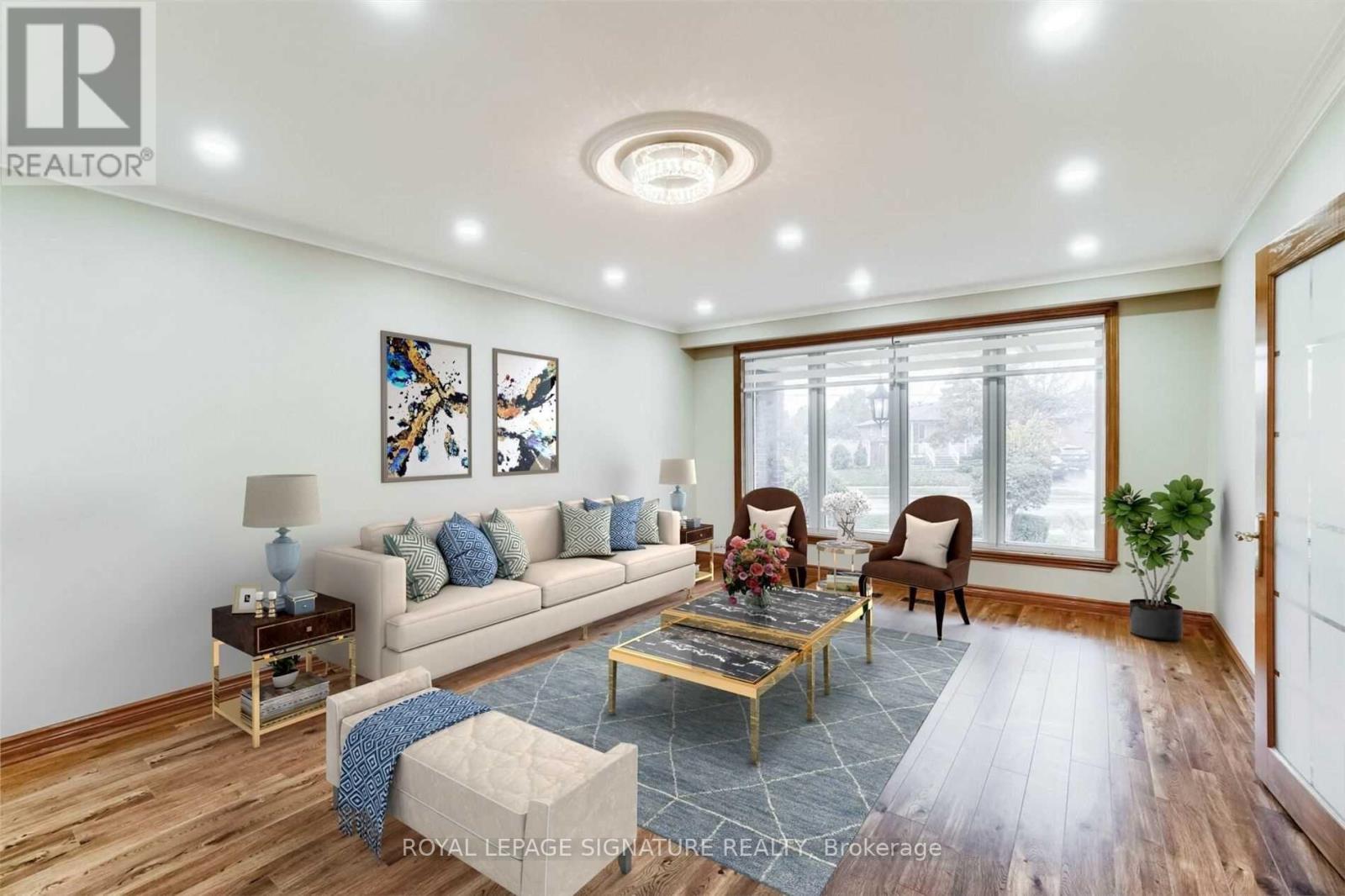 138 DERRYDOWN ROAD, Toronto, Ontario