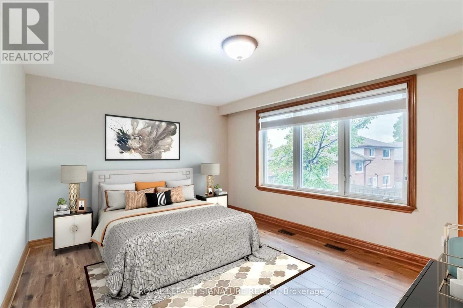 138 Derrydown Road, Toronto, Ontario  M3J 1R8 - Photo 8 - W12655102