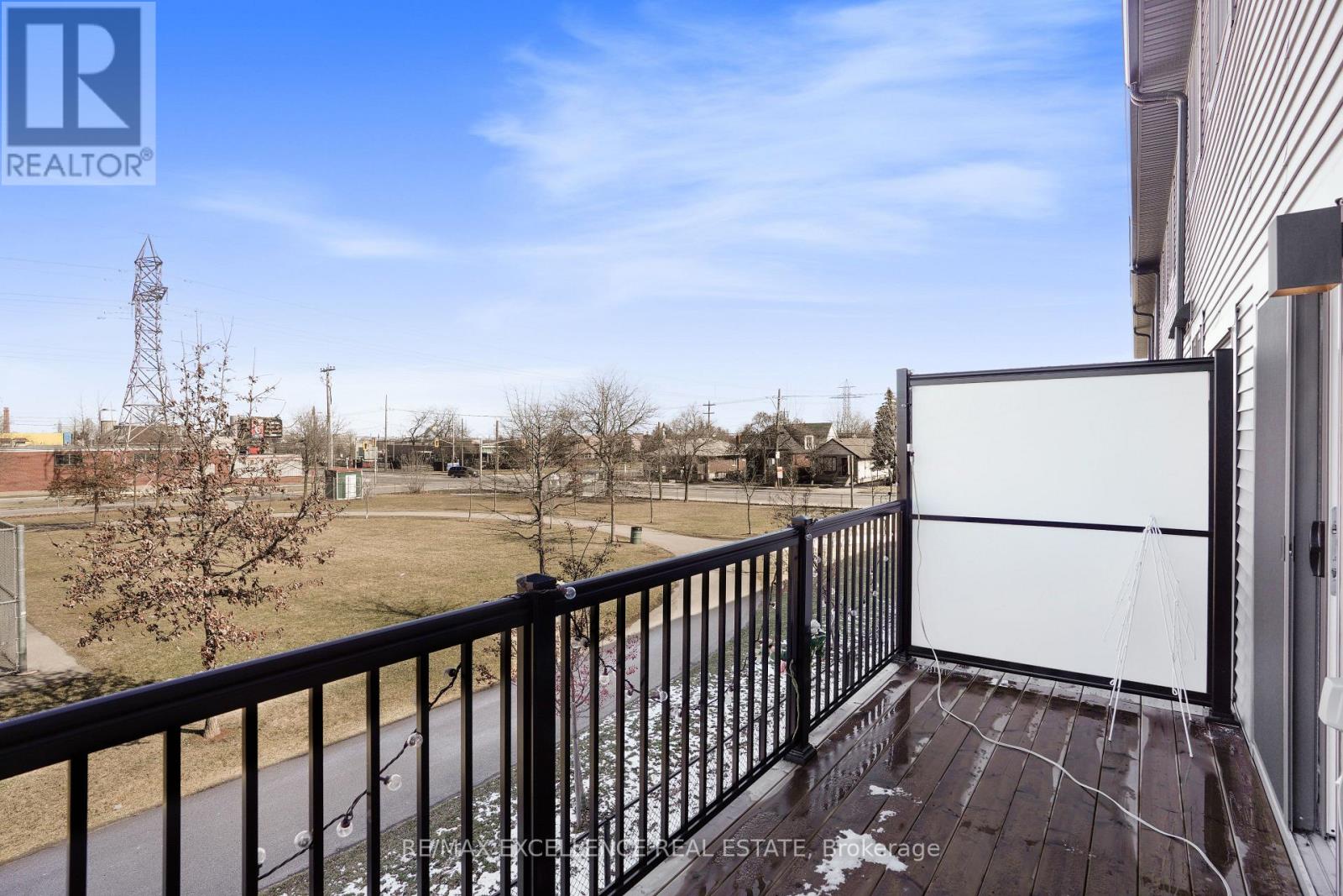 8 - 575 Woodward Ave Avenue, Hamilton, Ontario  L8H 0B3 - Photo 15 - X12655104