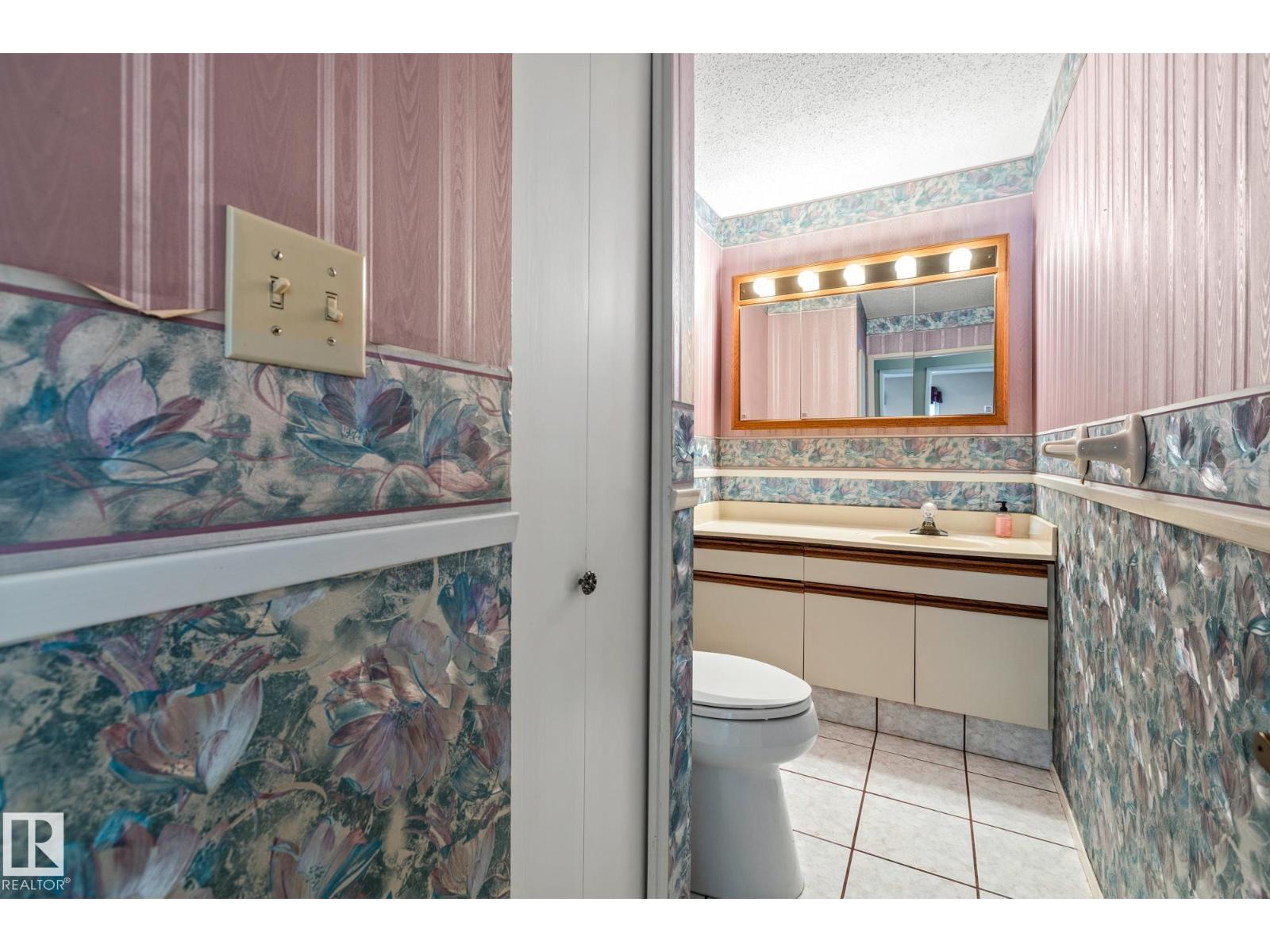 1126 105 St Nw, Edmonton, Alberta  T6J 6J6 - Photo 26 - E4449050