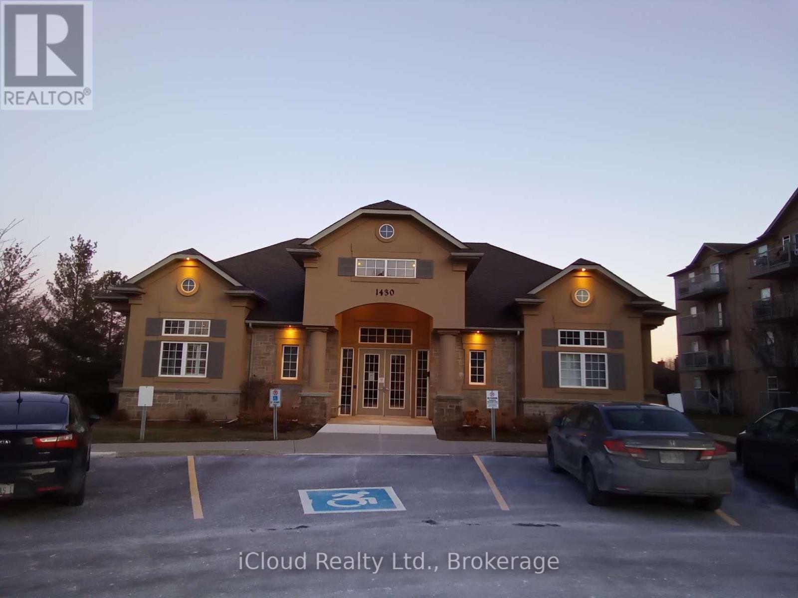 306 - 1450 Bishops Gate, Oakville, Ontario  L6M 4N1 - Photo 9 - W12655084