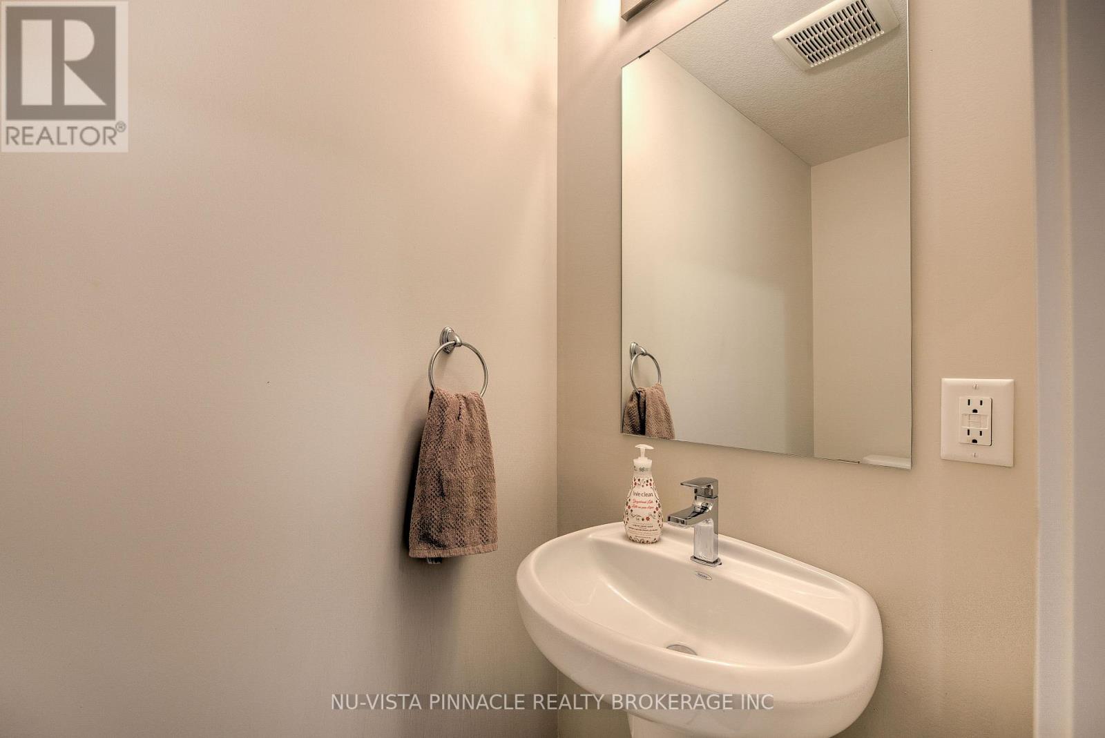 926 Battery Park, London North, Ontario  N6H 5J9 - Photo 16 - X12655120