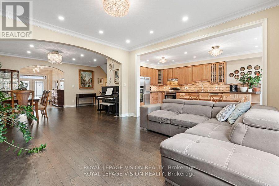 41 Treetops Boulevard, New Tecumseth, Ontario  L9R 0M1 - Photo 11 - N12655124