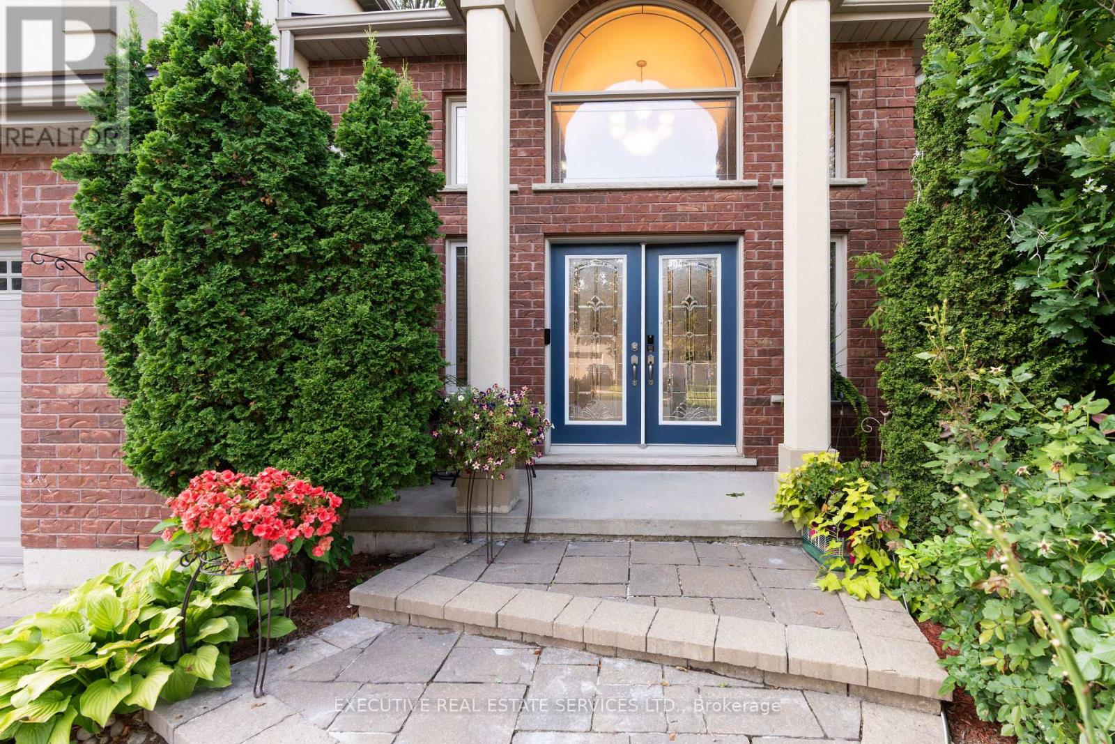 131 Forestway Trail, Woodstock, Ontario  N4S 9A7 - Photo 3 - X12655128