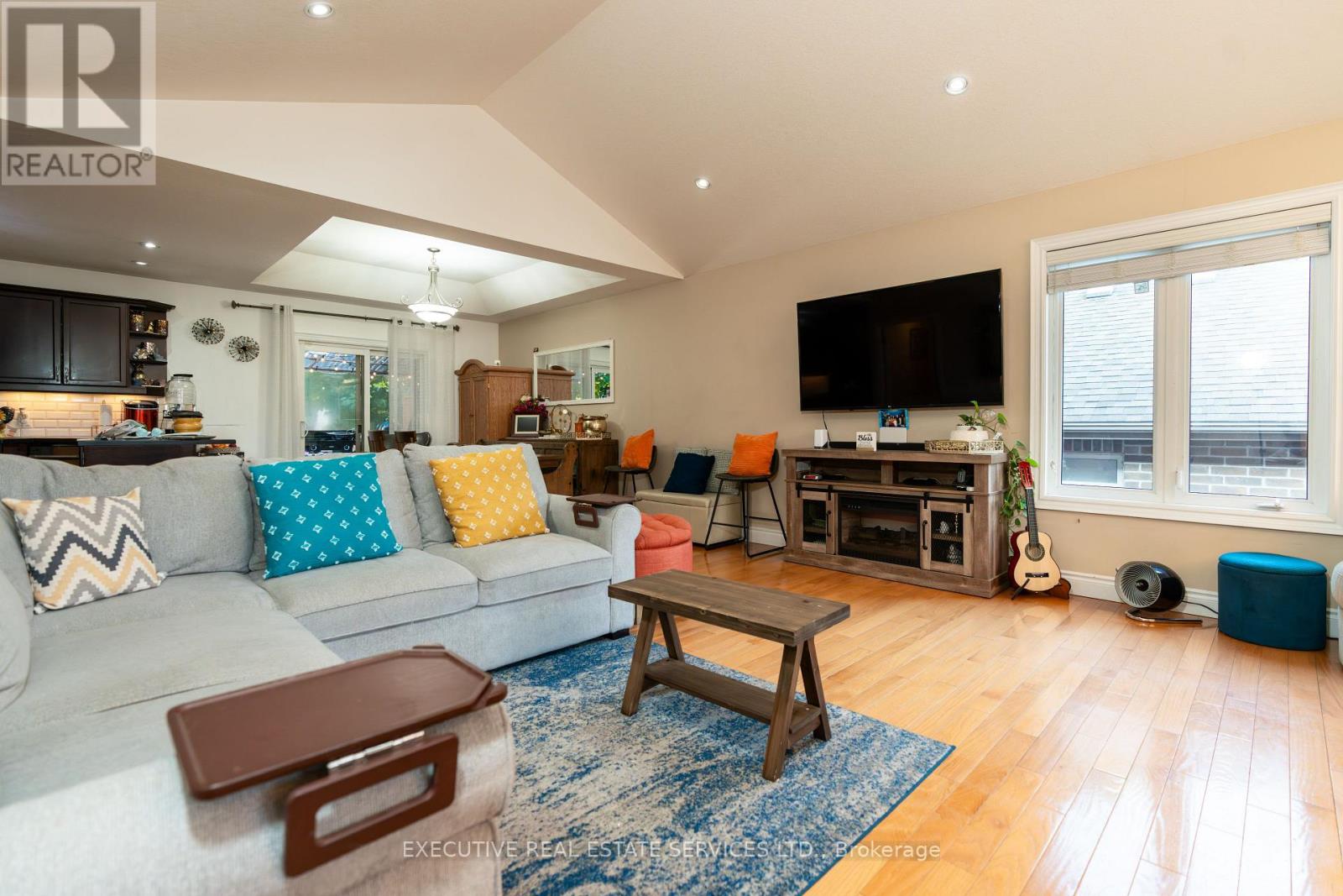 131 Forestway Trail, Woodstock, Ontario  N4S 9A7 - Photo 9 - X12655128