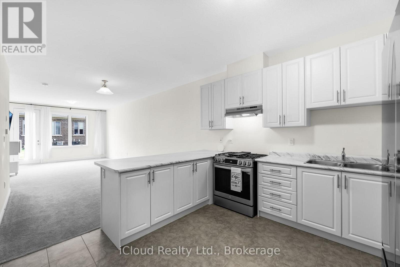 11 Harwood Street, Tillsonburg, Ontario  N4G 0J7 - Photo 12 - X12655132