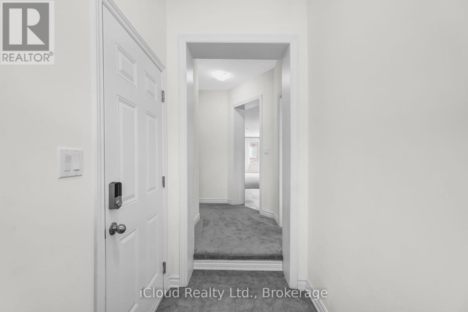 11 Harwood Street, Tillsonburg, Ontario  N4G 0J7 - Photo 5 - X12655132