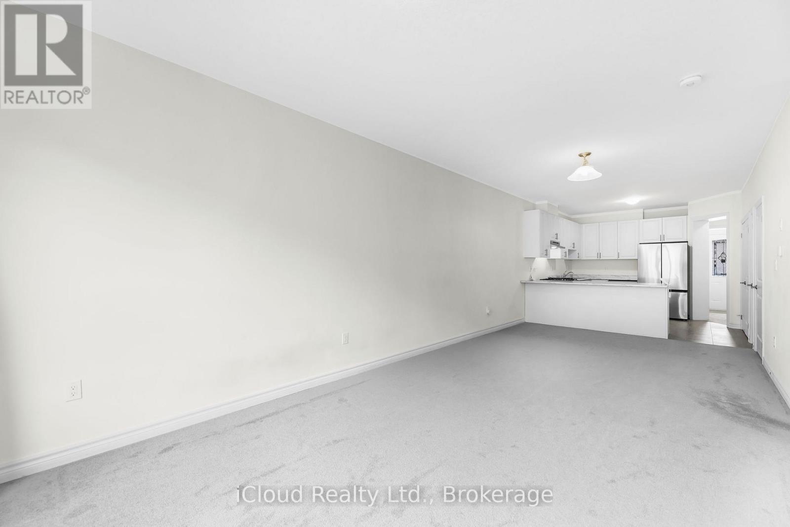 11 Harwood Street, Tillsonburg, Ontario  N4G 0J7 - Photo 9 - X12655132