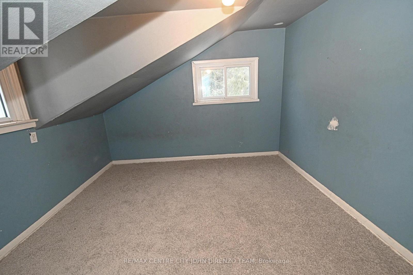 10 Henry Street, St. Thomas, Ontario  N5R 3L4 - Photo 10 - X12655138