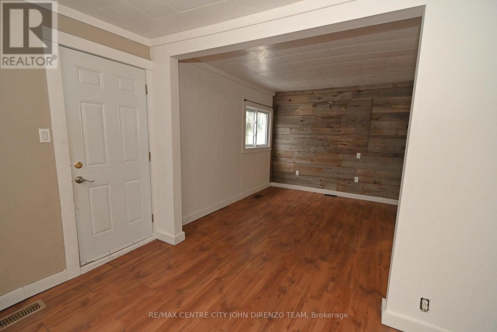 10 Henry Street, St. Thomas, Ontario  N5R 3L4 - Photo 9 - X12655138