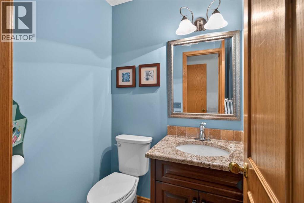 11 Sun Canyon Park Se, Calgary, Alberta  T2X 2Z2 - Photo 14 - A2276439