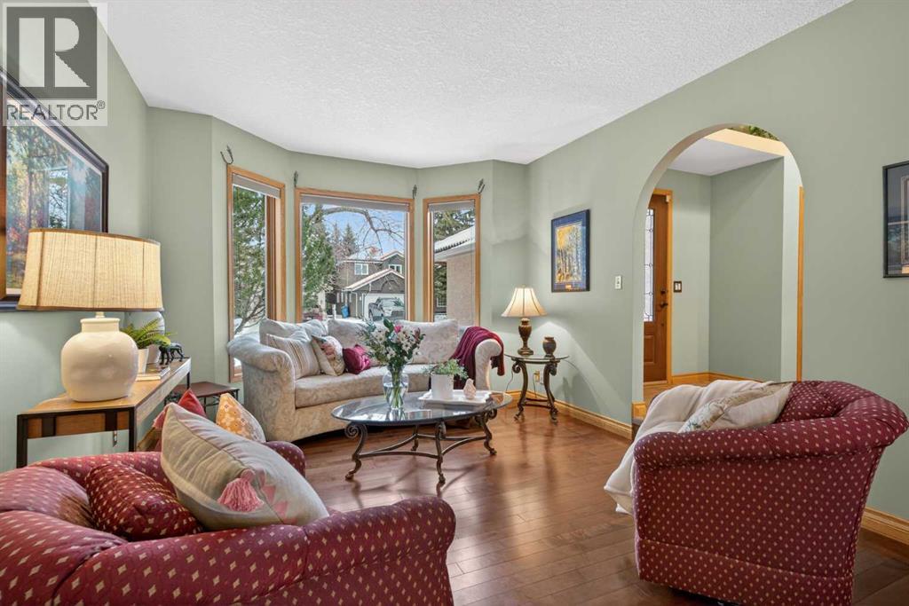 11 Sun Canyon Park Se, Calgary, Alberta  T2X 2Z2 - Photo 6 - A2276439