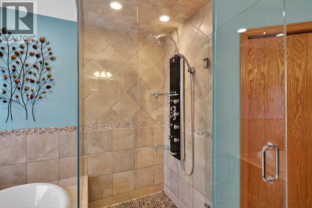 11 Sun Canyon Park Se, Calgary, Alberta  T2X 2Z2 - Photo 28 - A2276439