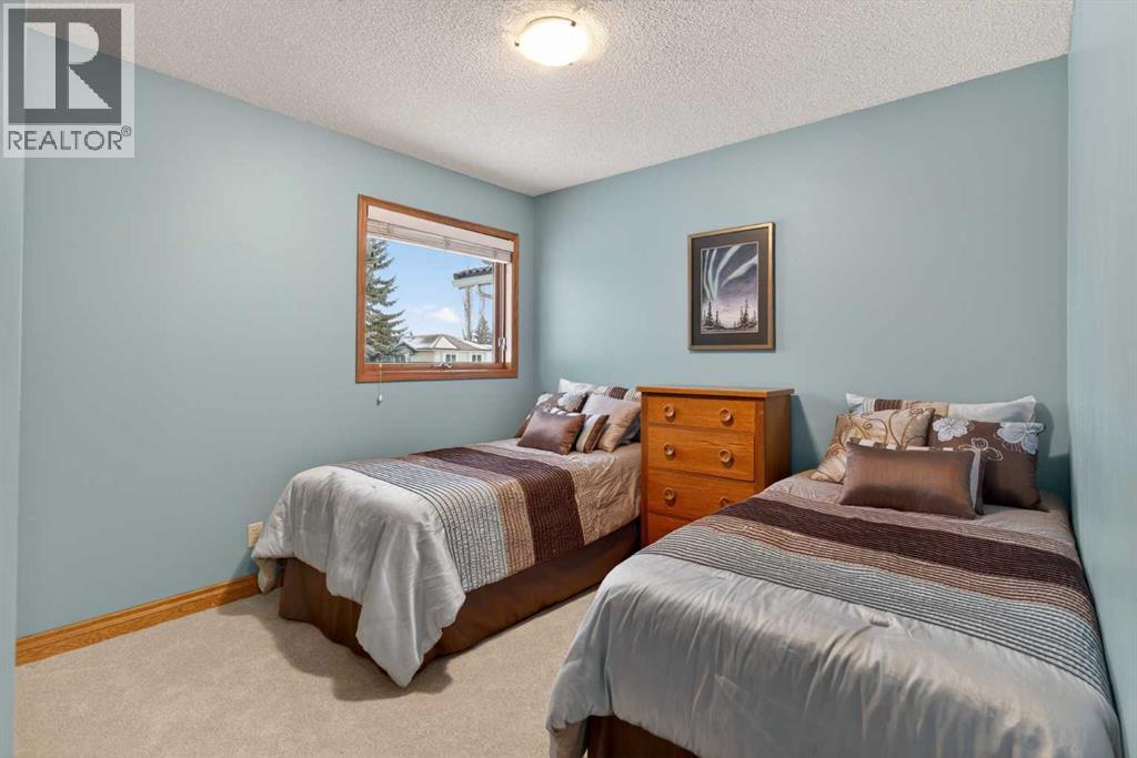 11 Sun Canyon Park Se, Calgary, Alberta  T2X 2Z2 - Photo 30 - A2276439