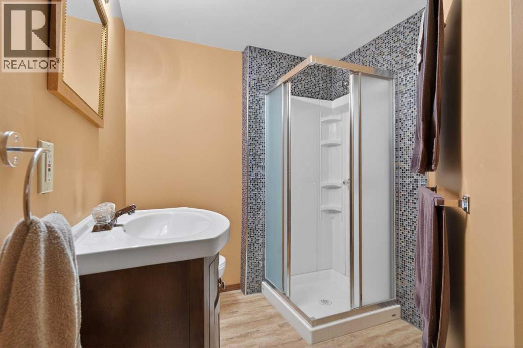 11 Sun Canyon Park Se, Calgary, Alberta  T2X 2Z2 - Photo 37 - A2276439