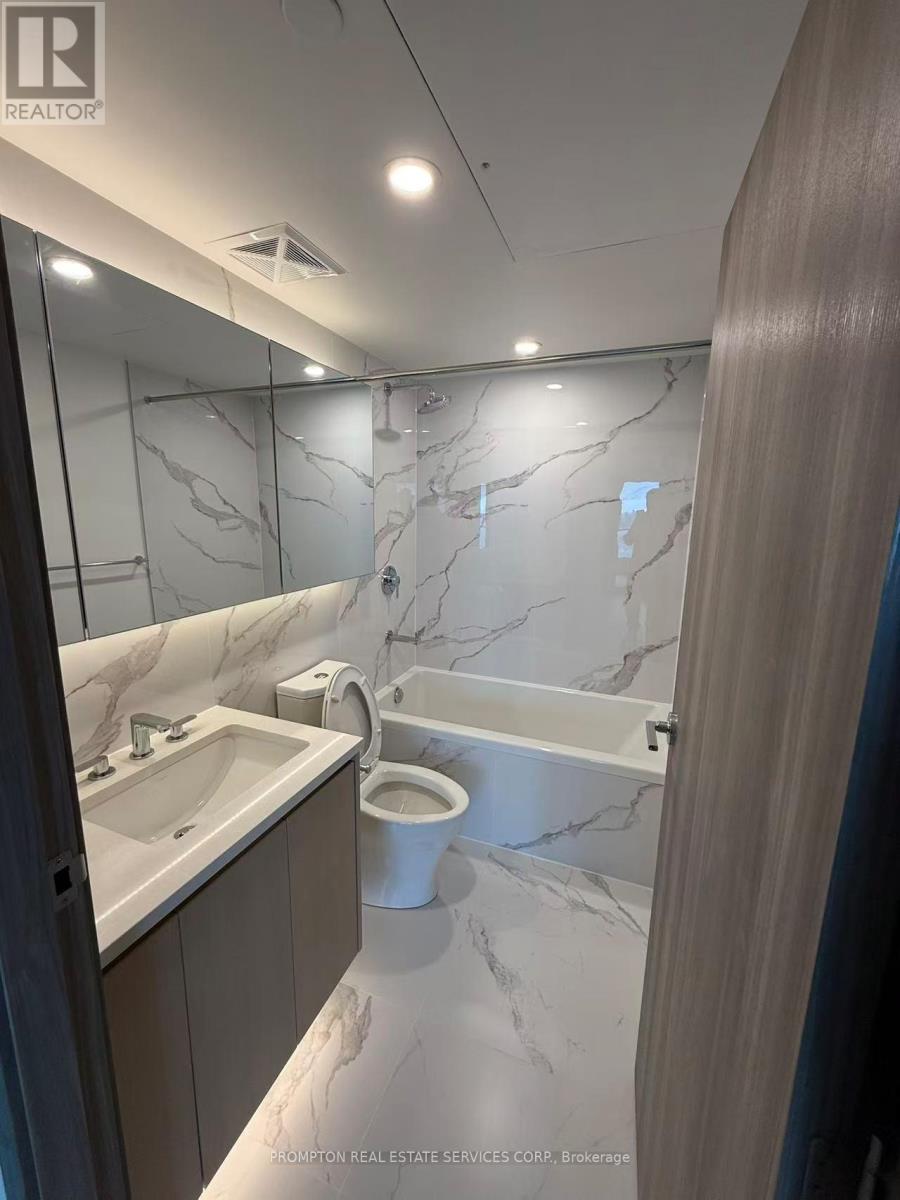 7101 - 3 Concord Cityplace Way, Toronto, Ontario  M5V 0X4 - Photo 24 - C12632516