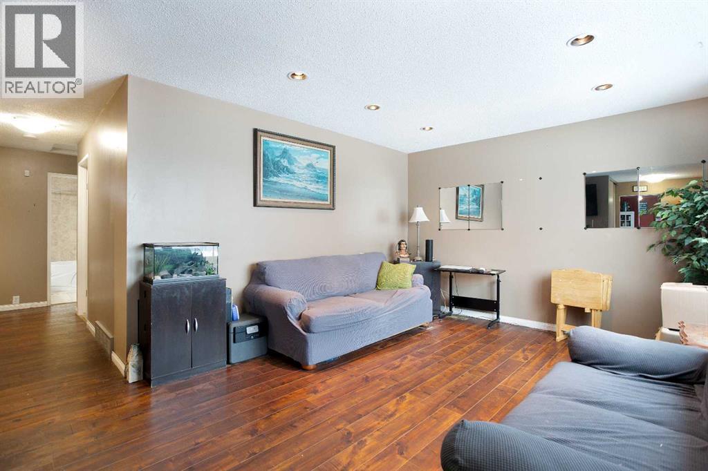 11 Ridgebrook Drive Sw, Airdrie, Alberta  T4B 1A9 - Photo 5 - A2273561