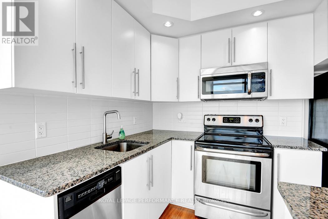 816 - 238 Besserer Street, Ottawa, Ontario  K1N 6B1 - Photo 17 - X12655164