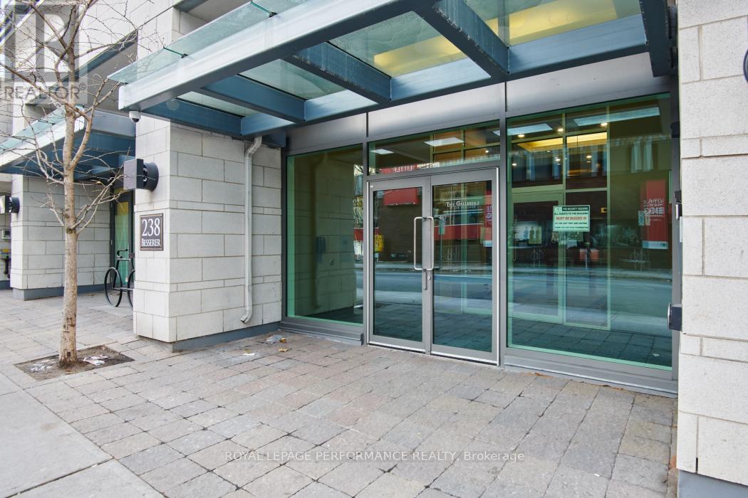 816 - 238 Besserer Street, Ottawa, Ontario  K1N 6B1 - Photo 4 - X12655164