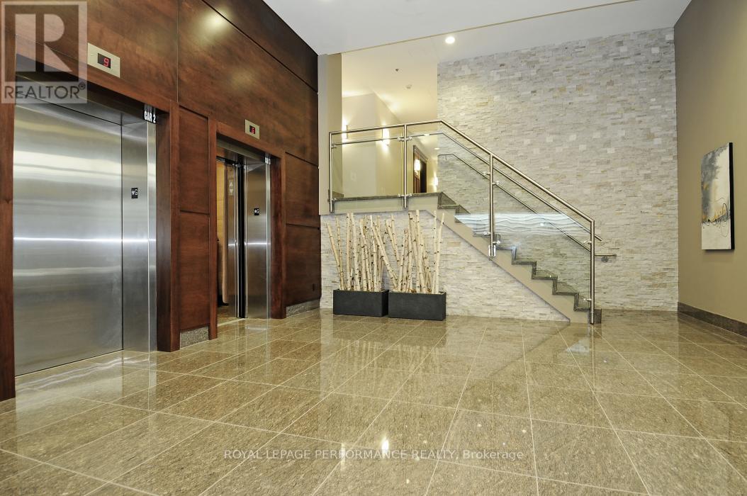 816 - 238 Besserer Street, Ottawa, Ontario  K1N 6B1 - Photo 7 - X12655164