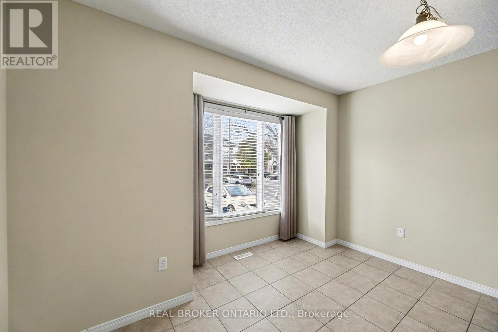 4 - 1535 Trossacks Avenue, London North, Ontario  N5X 4R1 - Photo 16 - X12532066