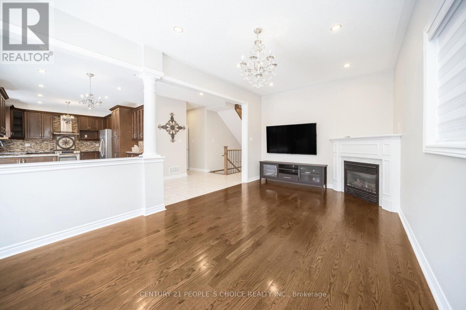 263 Vellore Avenue, Vaughan, Ontario  L4H 3J1 - Photo 10 - N12655150