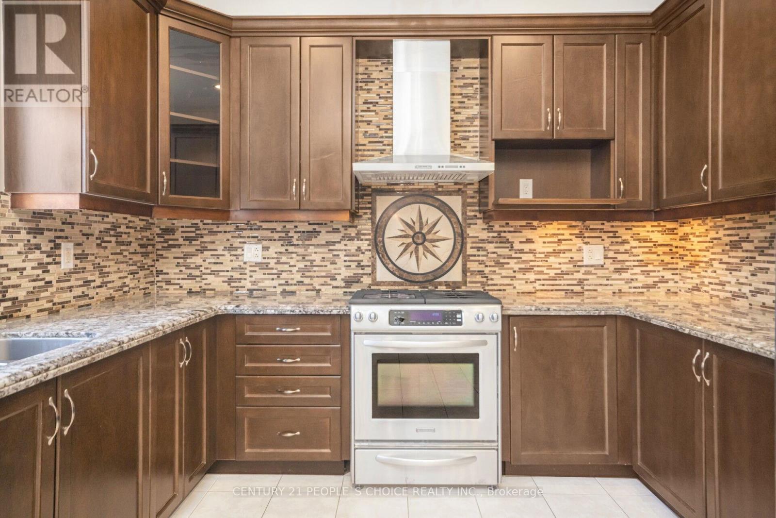 263 Vellore Avenue, Vaughan, Ontario  L4H 3J1 - Photo 13 - N12655150