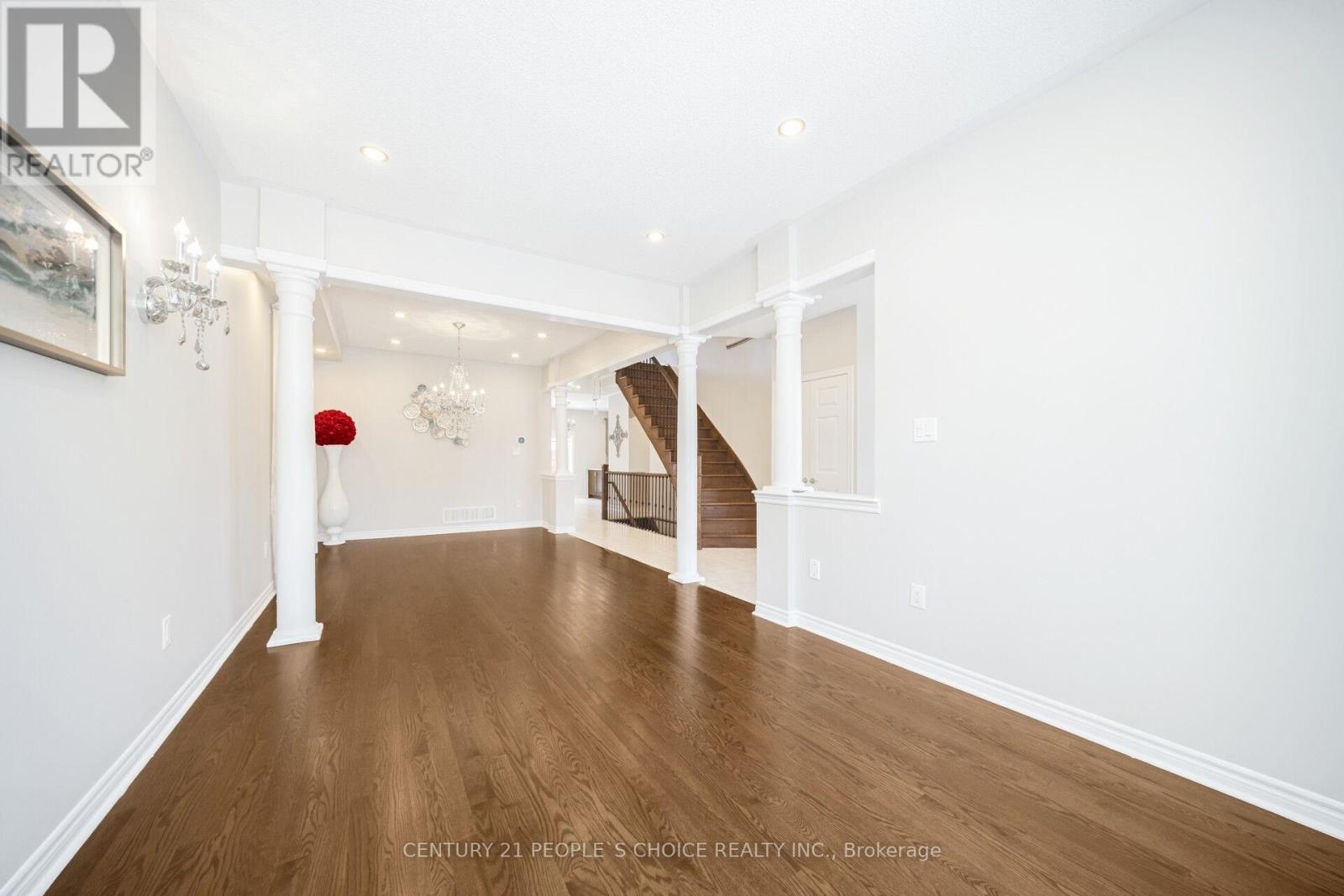 263 Vellore Avenue, Vaughan, Ontario  L4H 3J1 - Photo 5 - N12655150