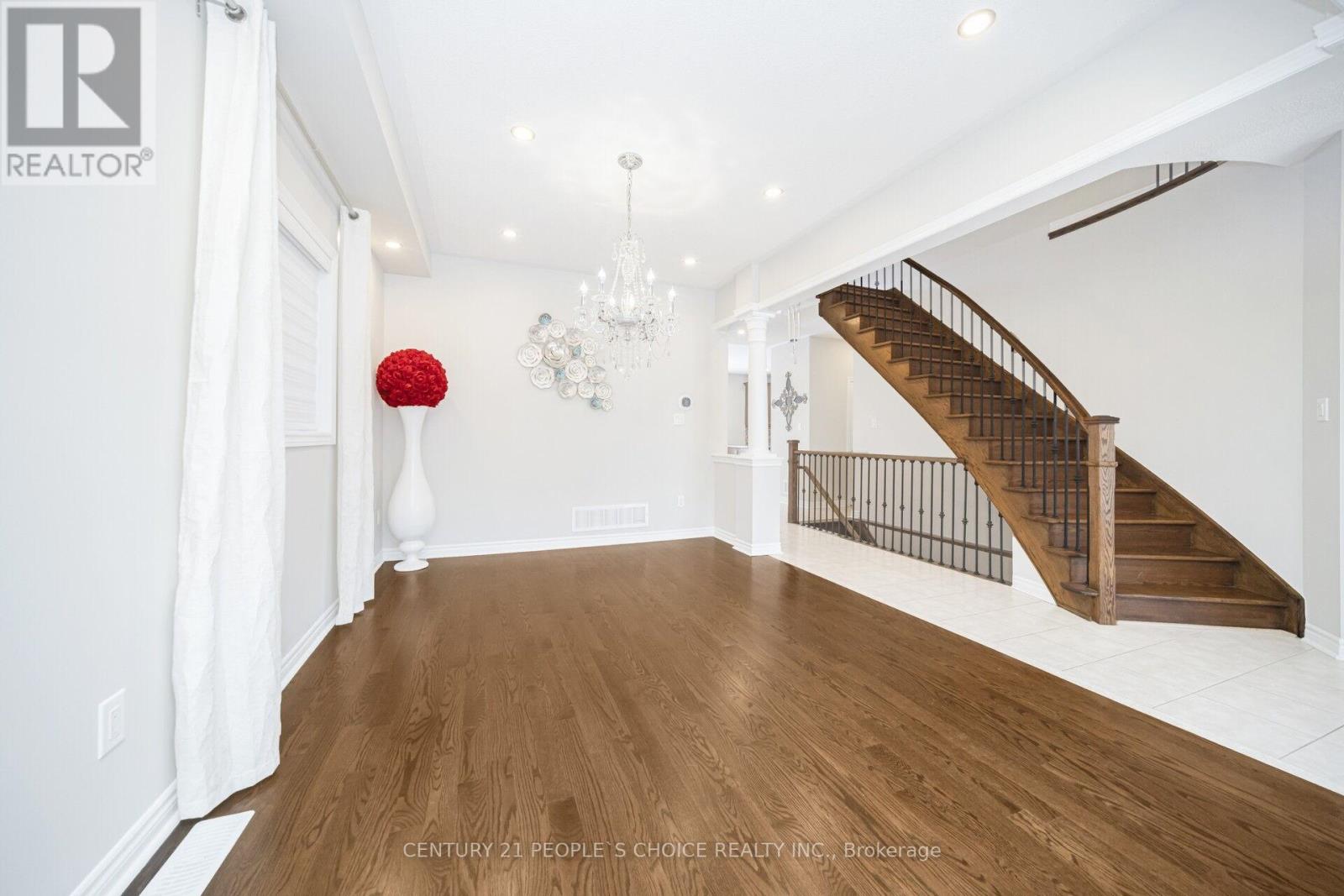 263 Vellore Avenue, Vaughan, Ontario  L4H 3J1 - Photo 6 - N12655150