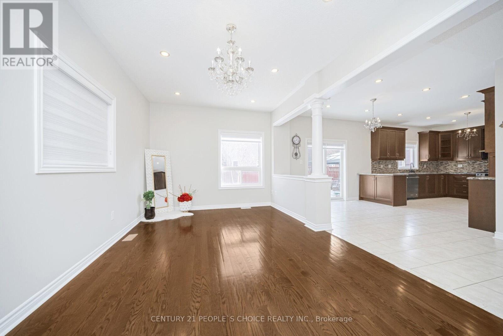 263 Vellore Avenue, Vaughan, Ontario  L4H 3J1 - Photo 9 - N12655150