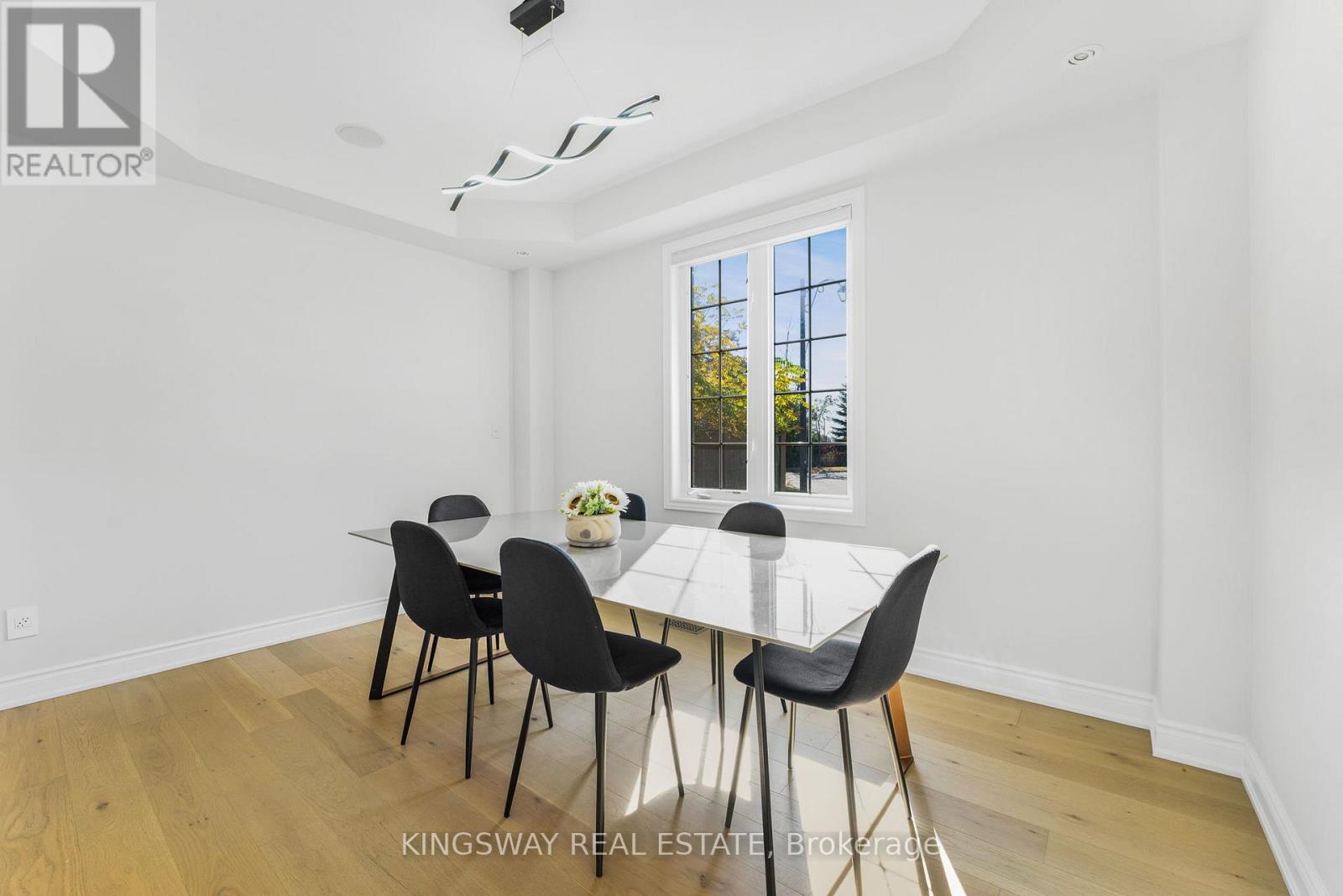 61 Milligan Street, Bradford West Gwillimbury (Bradford), Ontario  L3Z 0A4 - Photo 10 - N12655168