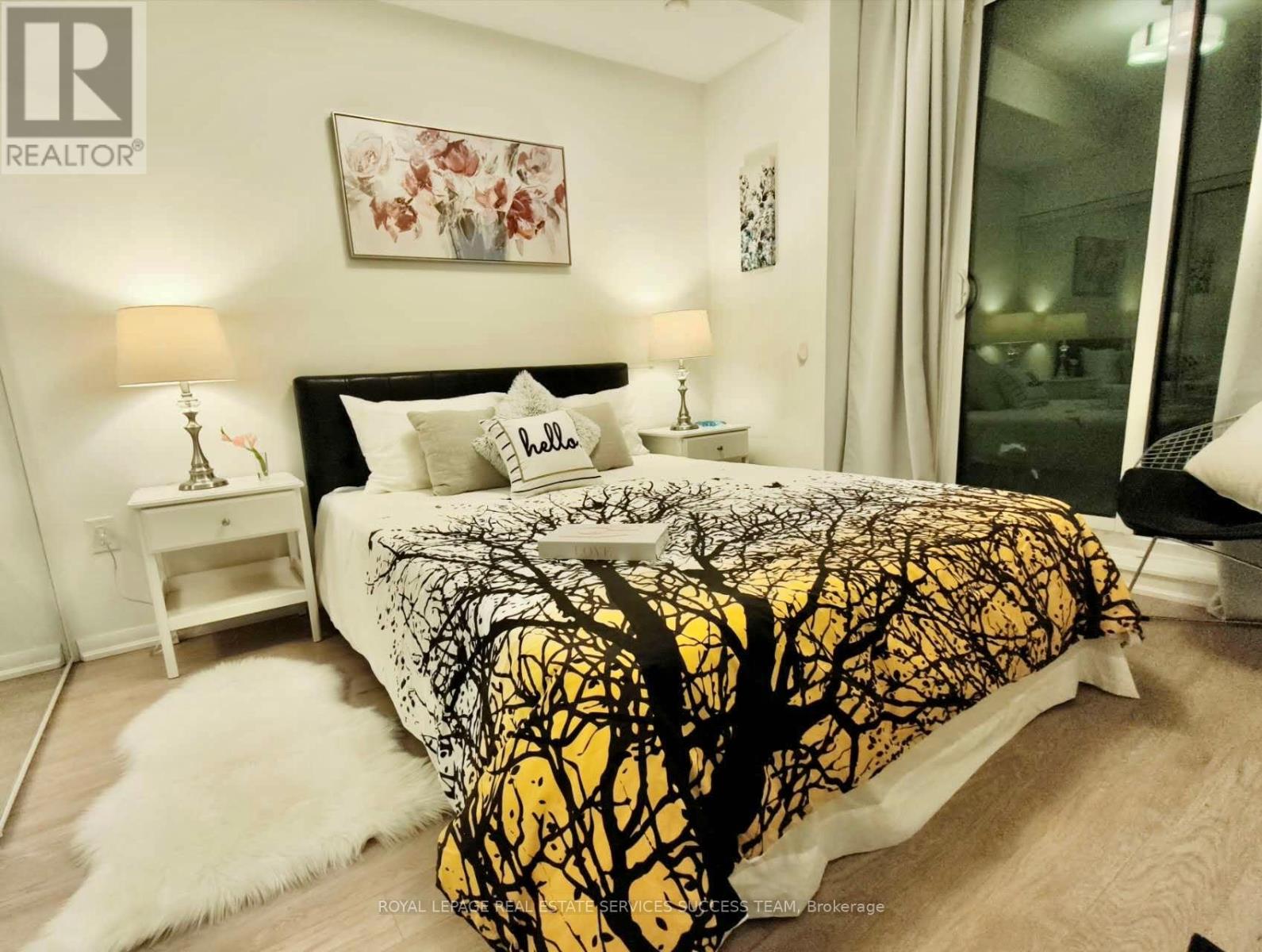 241 - 36 Via Bagnato Street, Toronto, Ontario  M6A 0B7 - Photo 4 - W12457620