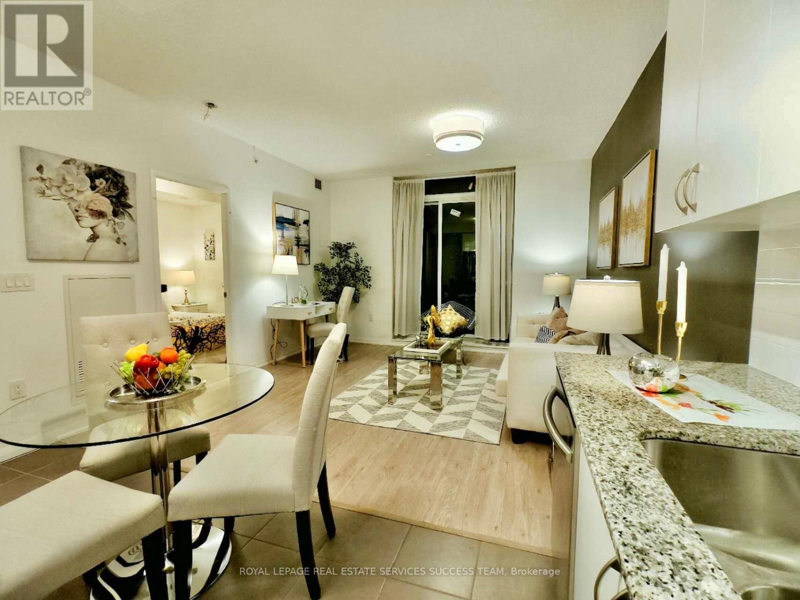 241 - 36 Via Bagnato Street, Toronto, Ontario  M6A 0B7 - Photo 8 - W12457620