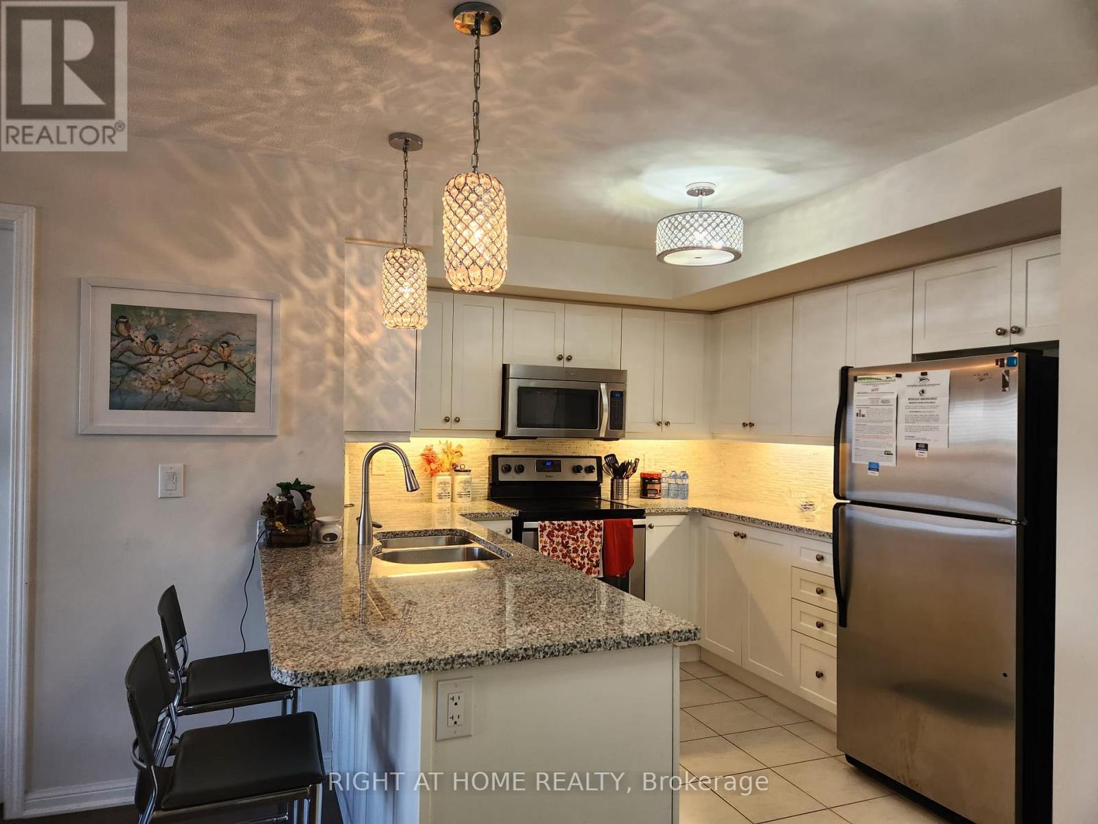 407 - 1045 Nadalin Heights, Milton, Ontario  L9T 8R5 - Photo 7 - W12655156