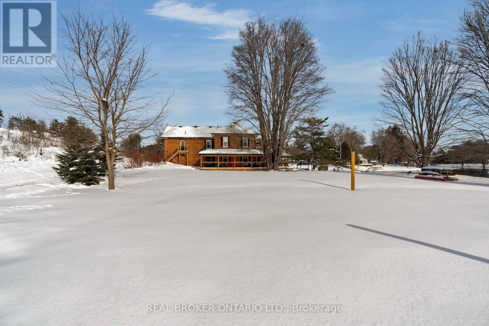1002 Cowbell Lane N, Gravenhurst, Ontario  P0E 1N0 - Photo 37 - X12655152