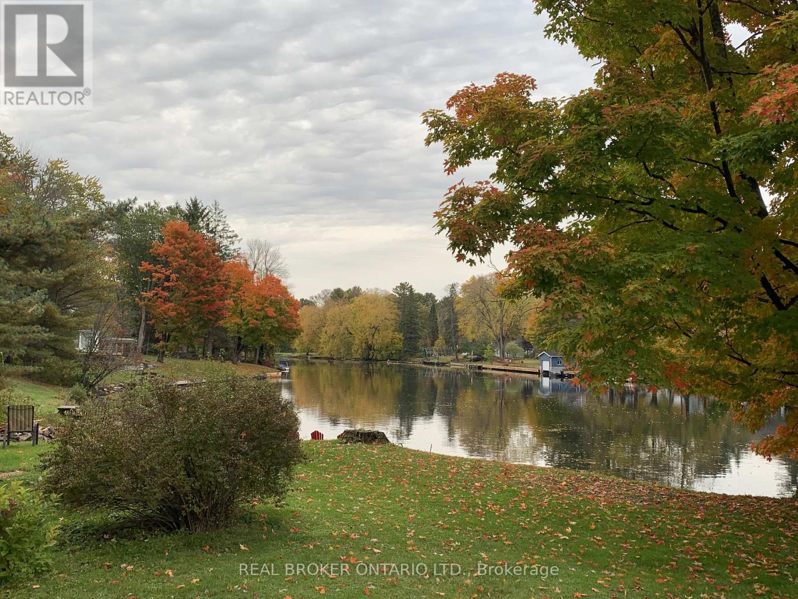 1002 Cowbell Lane N, Gravenhurst, Ontario  P0E 1N0 - Photo 43 - X12655152