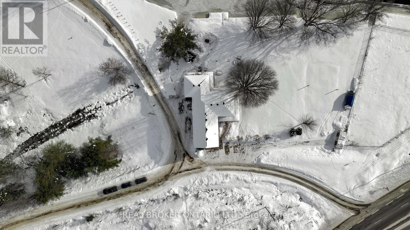 1002 Cowbell Lane N, Gravenhurst, Ontario  P0E 1N0 - Photo 47 - X12655152