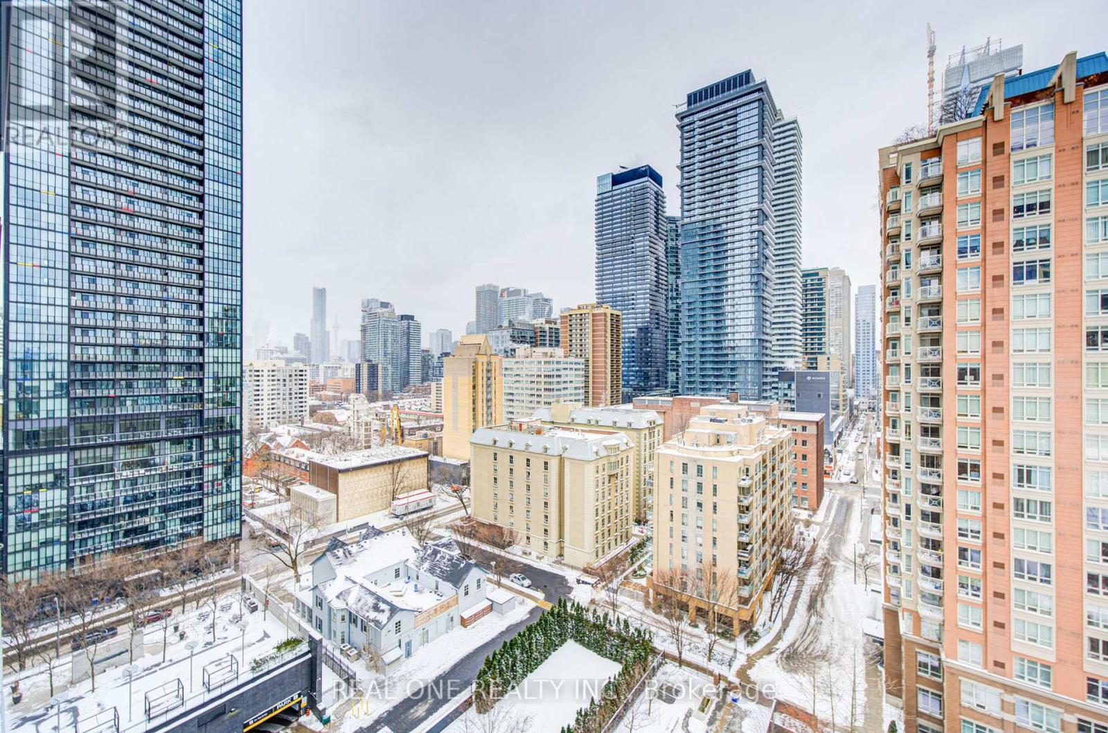 1509 - 28 Ted Rogers Way, Toronto, Ontario  M4Y 2J4 - Photo 29 - C12655108