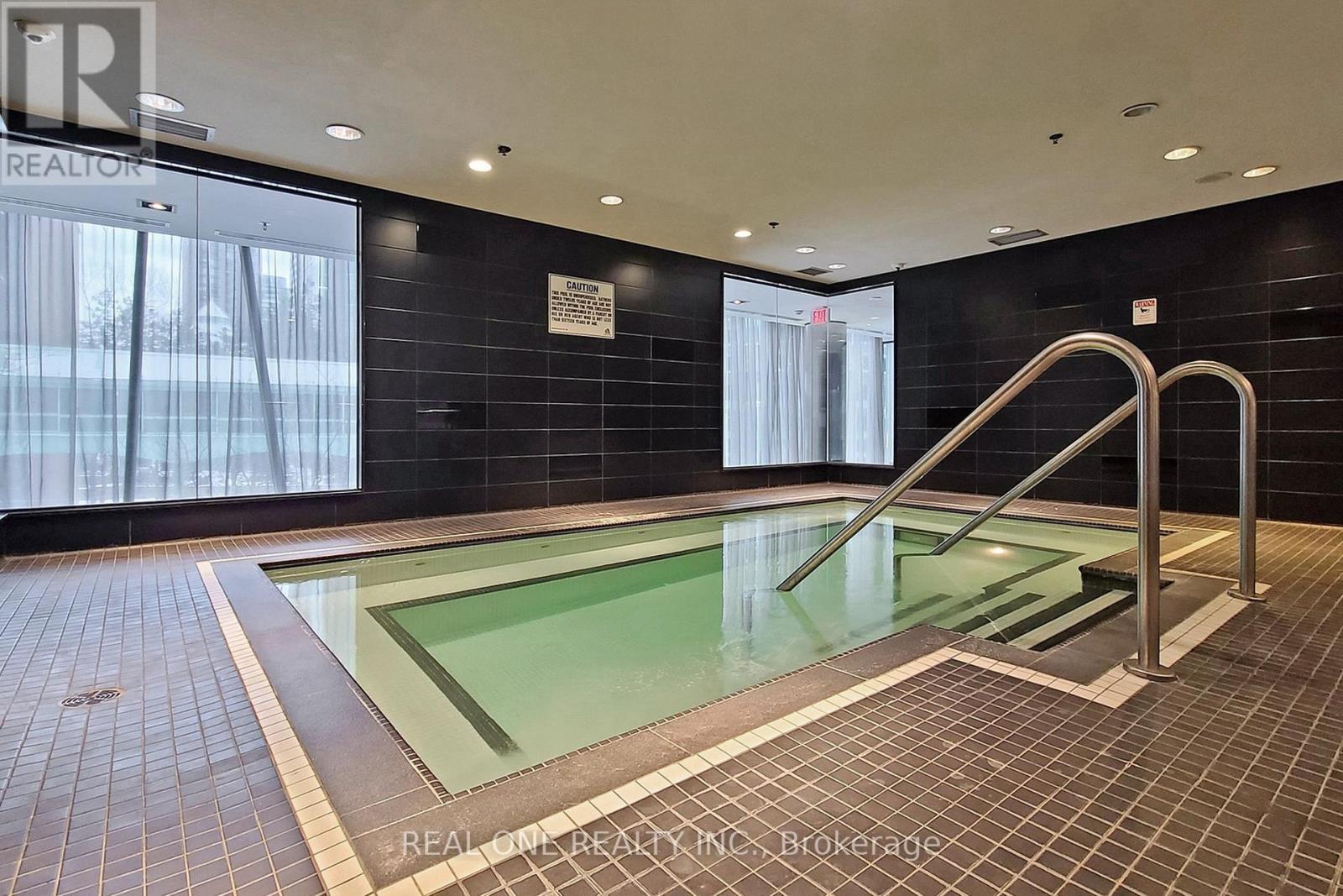 1509 - 28 Ted Rogers Way, Toronto, Ontario  M4Y 2J4 - Photo 35 - C12655108