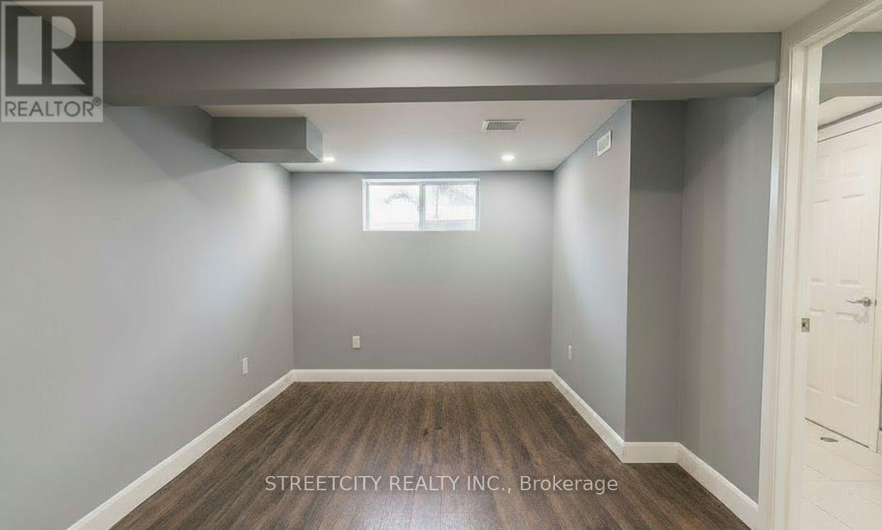 43 Renny Crescent, London South, Ontario  N6E 2C4 - Photo 10 - X12655176