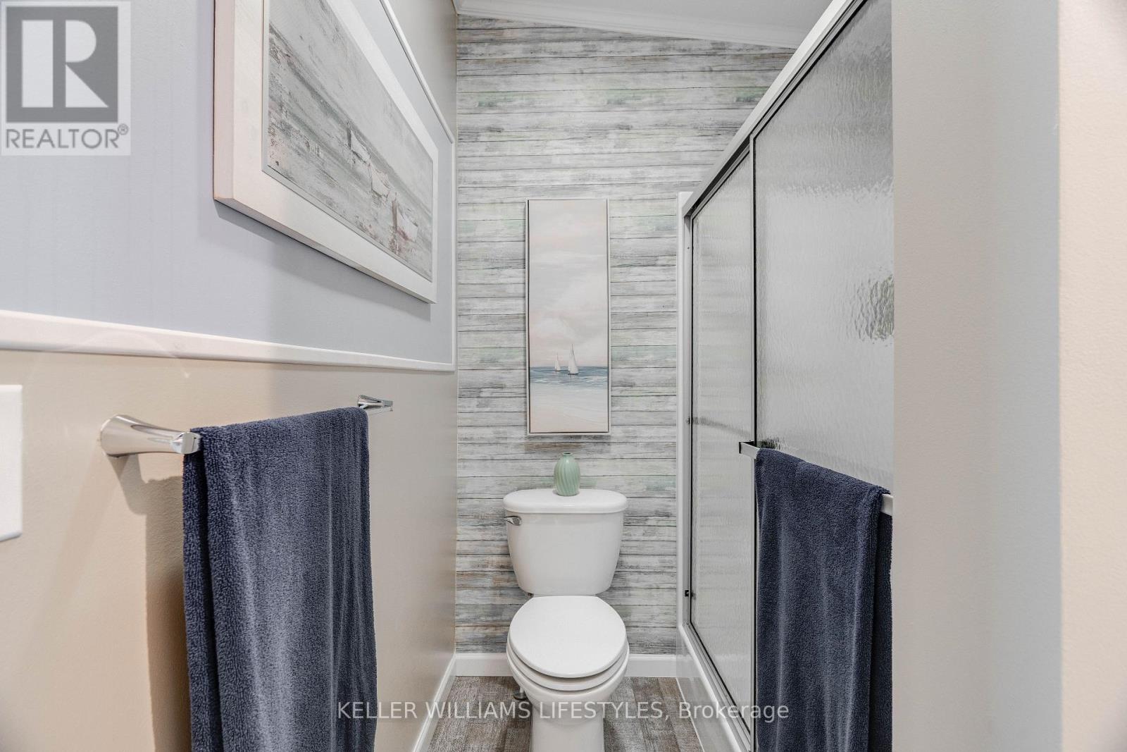 21 Kellestine Drive, Strathroy-Caradoc, Ontario  N7G 0C5 - Photo 12 - X12655188