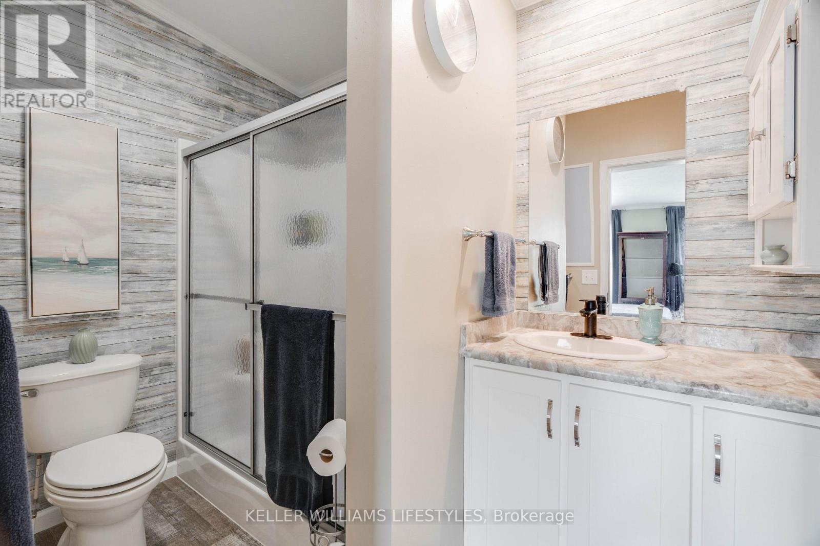 21 Kellestine Drive, Strathroy-Caradoc, Ontario  N7G 0C5 - Photo 13 - X12655188