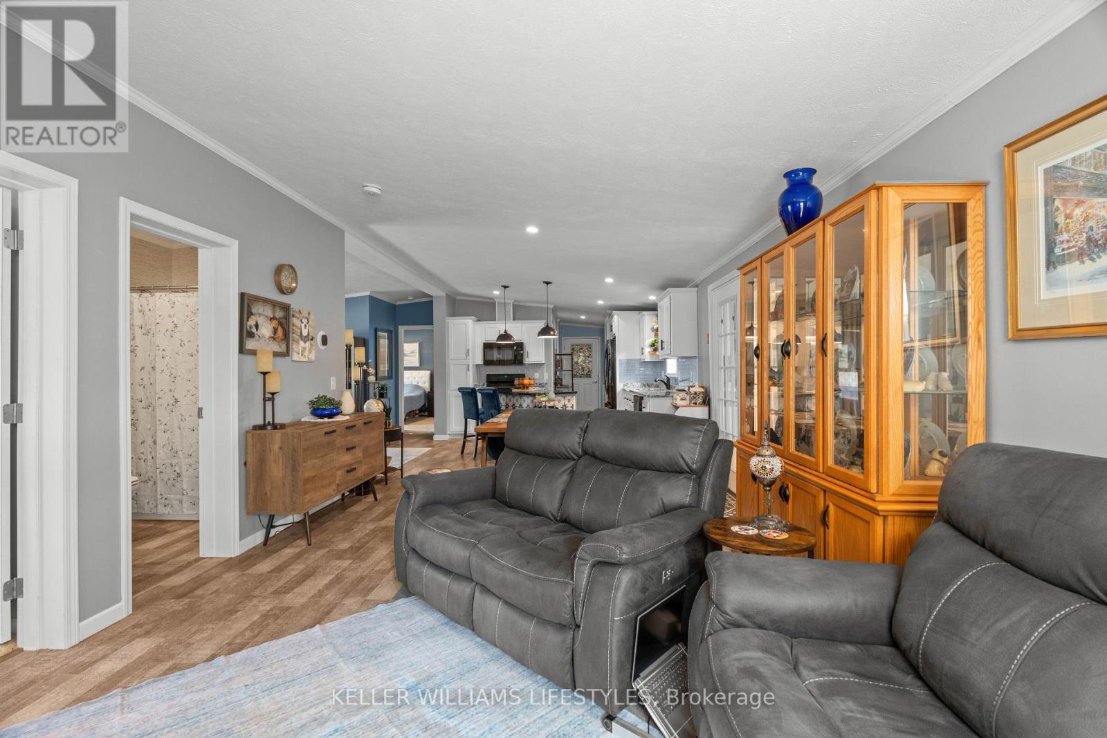 21 Kellestine Drive, Strathroy-Caradoc, Ontario  N7G 0C5 - Photo 24 - X12655188