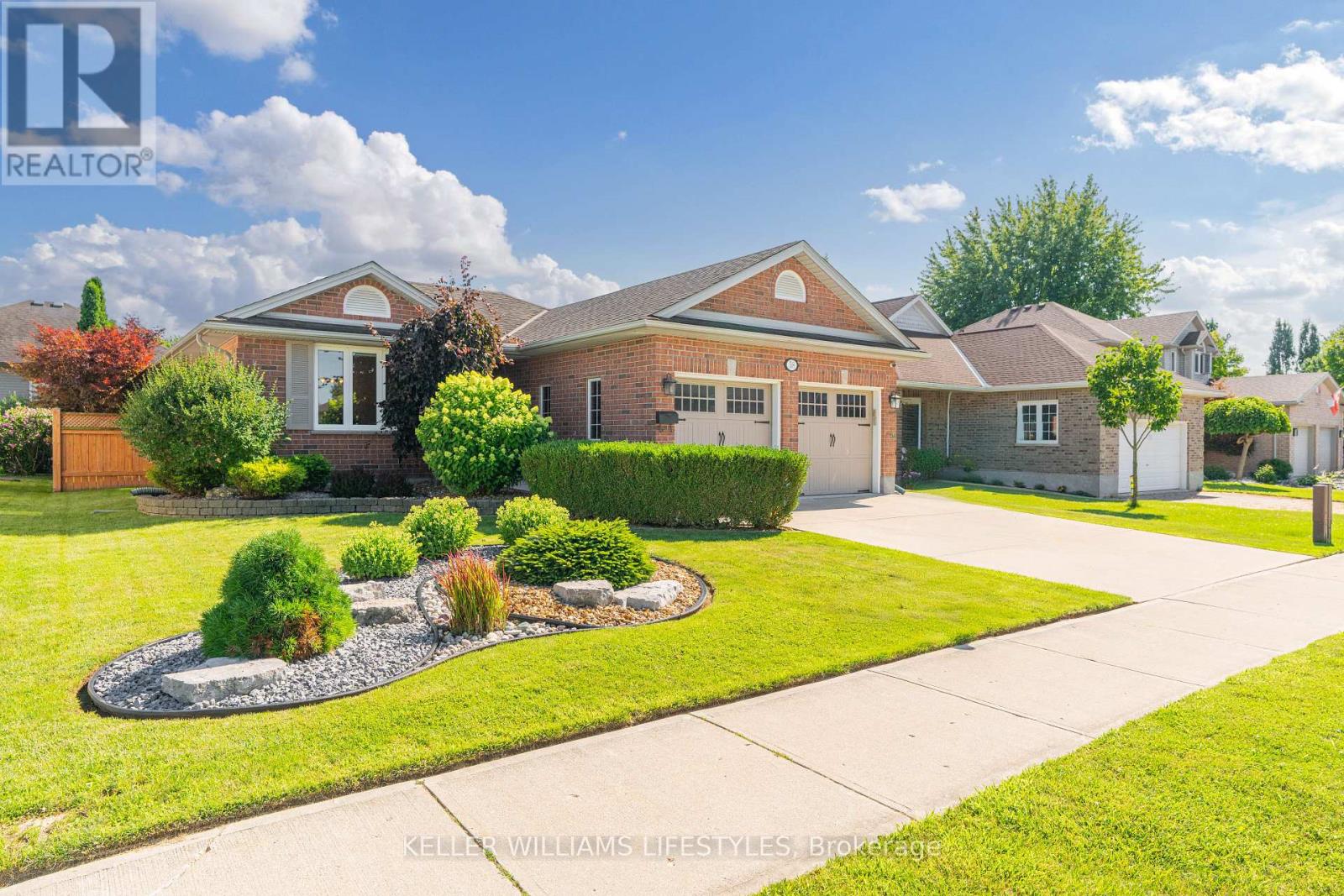 58 Deborah Drive, Strathroy-Caradoc, Ontario  N7G 4C8 - Photo 2 - X12655190