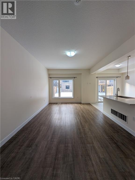 55 Southam Lane, Hamilton, Ontario  L9C 0E7 - Photo 4 - 40794891