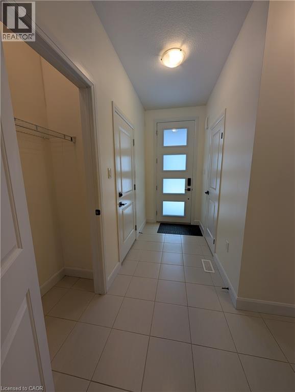 55 Southam Lane, Hamilton, Ontario  L9C 0E7 - Photo 6 - 40794891