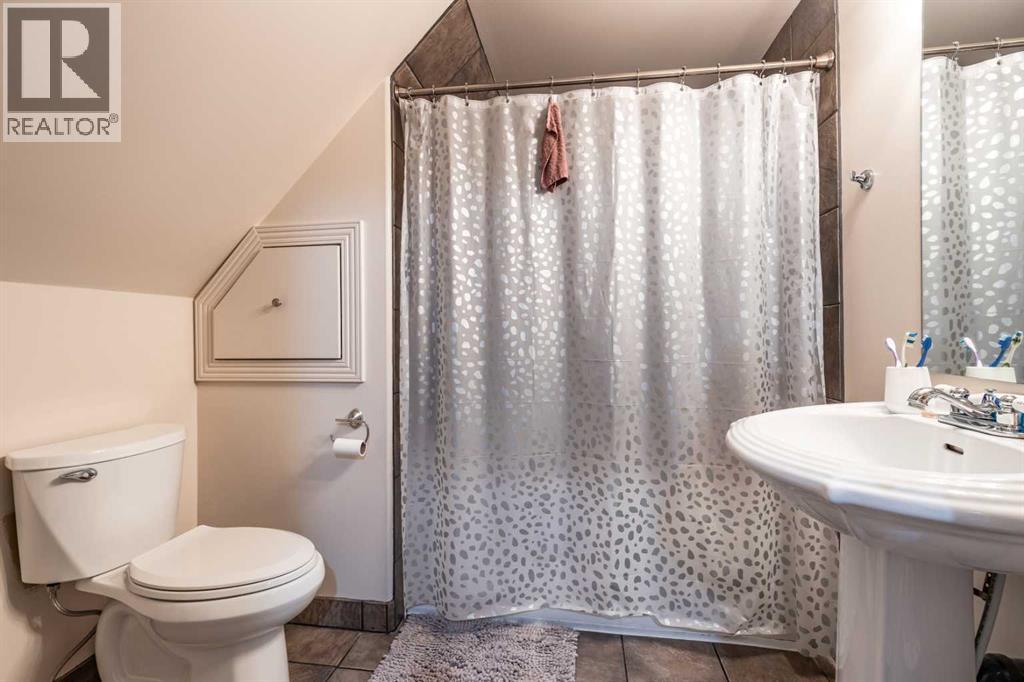 19 9 Street Sw, Medicine Hat, Alberta  T1A 4N5 - Photo 28 - A2272462