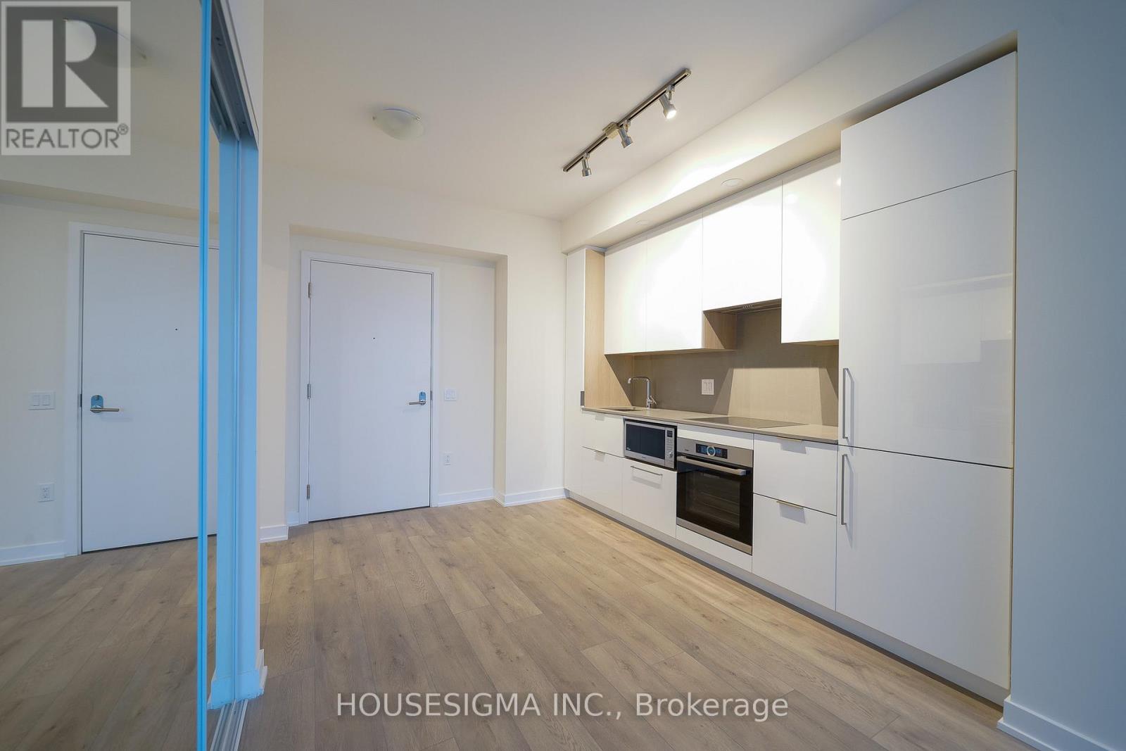 4803 - 28 Freeland Street, Toronto, Ontario  M5E 0E3 - Photo 5 - C12655198