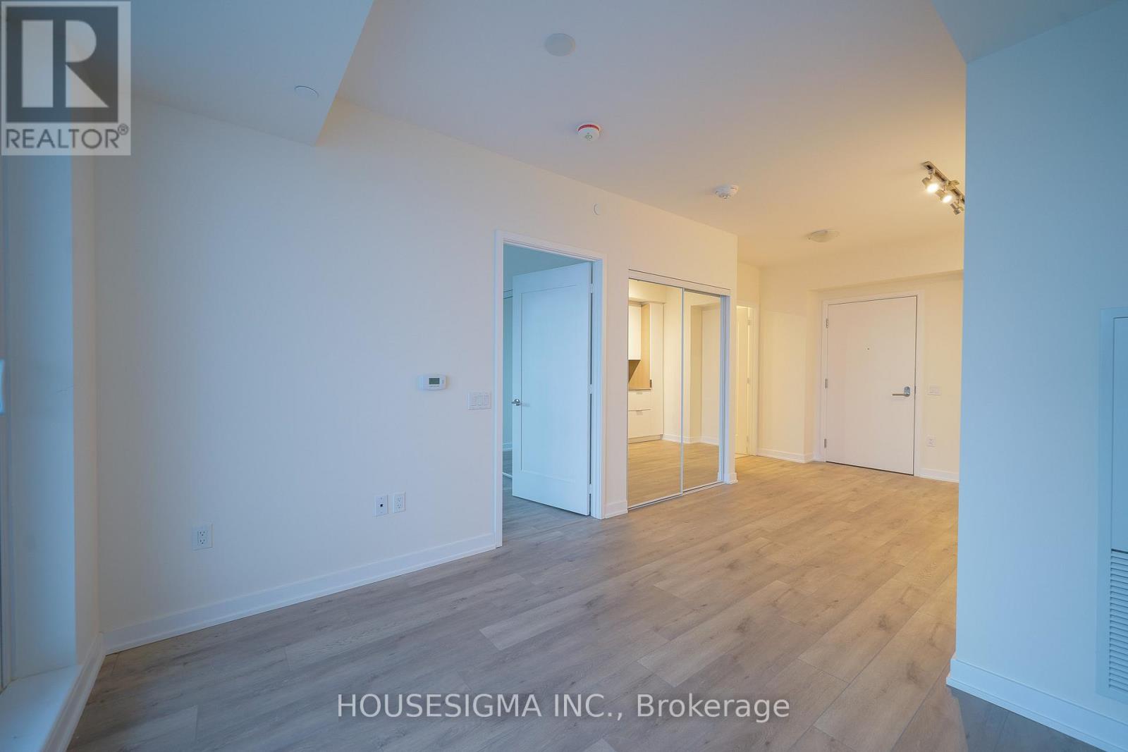 4803 - 28 Freeland Street, Toronto, Ontario  M5E 0E3 - Photo 9 - C12655198