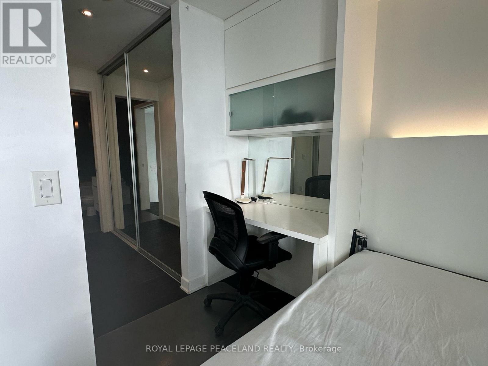 2901 - 110 Charles Street E, Toronto, Ontario  M4Y 1T5 - Photo 34 - C12655216